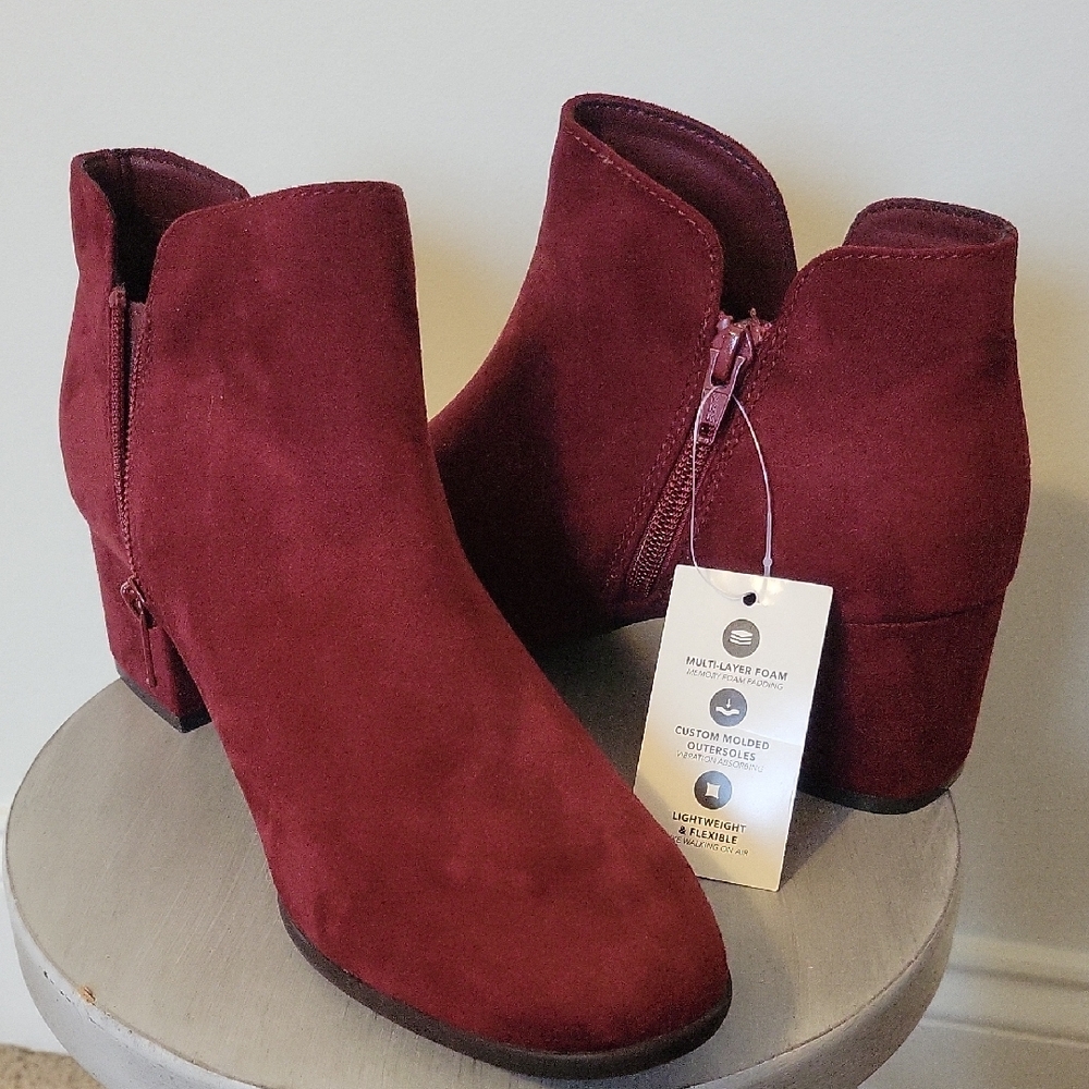 Kim Rogers Women's Burgundy Ankle Booties NWT Size- 9 - Picture 9 of 10